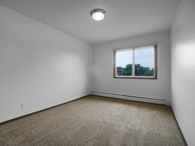 Apartment for rent in Hennepin, Minnesota