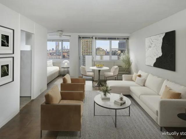 Apartment for sale in Arverne, New York