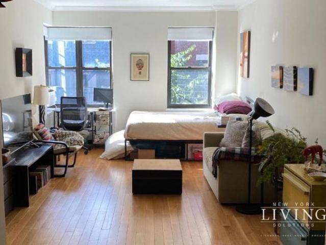 Townhouse for rent in Brooklyn