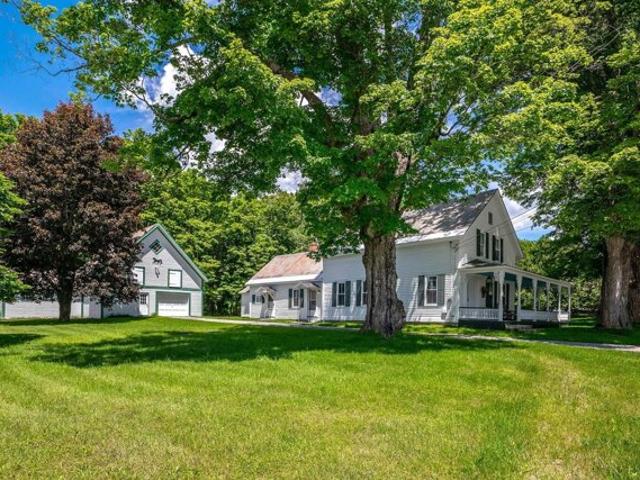 House for sale in Mount Tabor, Vermont
