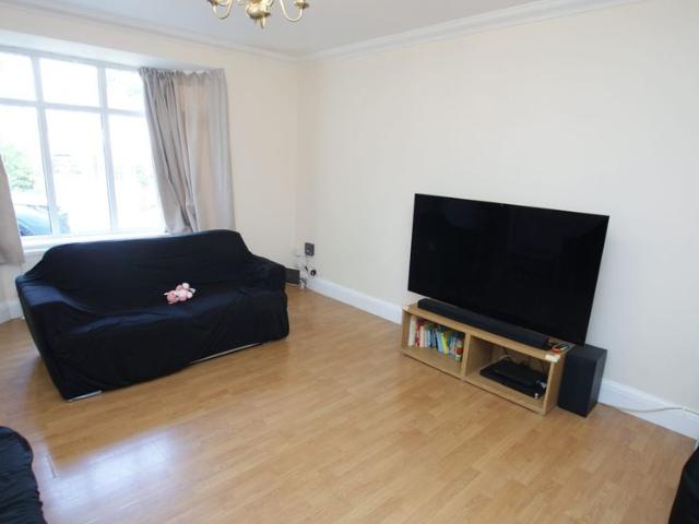 House for rent in Ewens Farm, Cheltenham