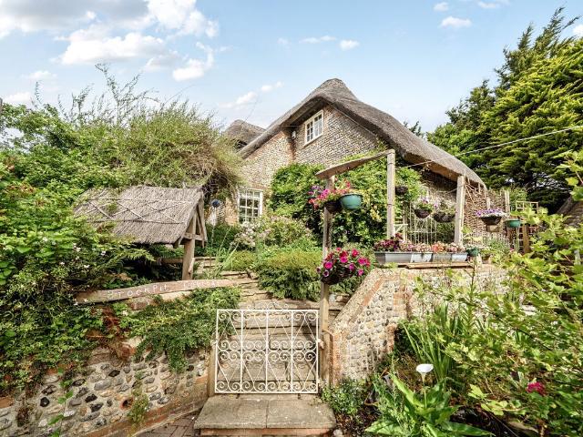 House for rent in Clapham, West Sussex