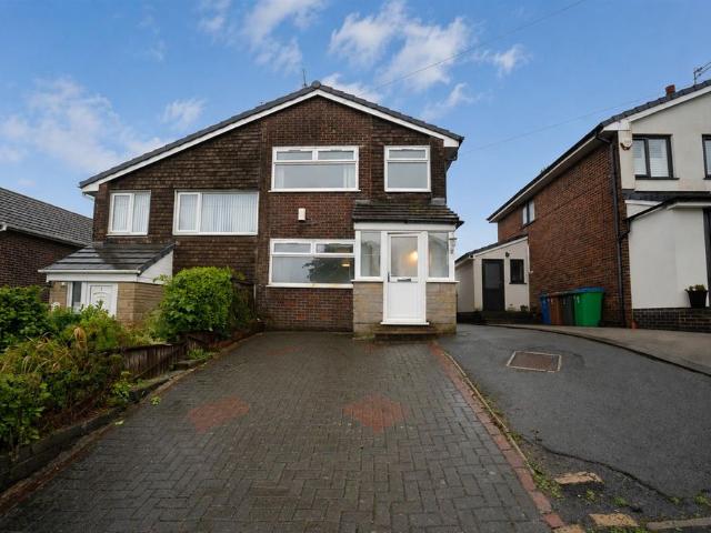 House for rent in Norden, Rochdale