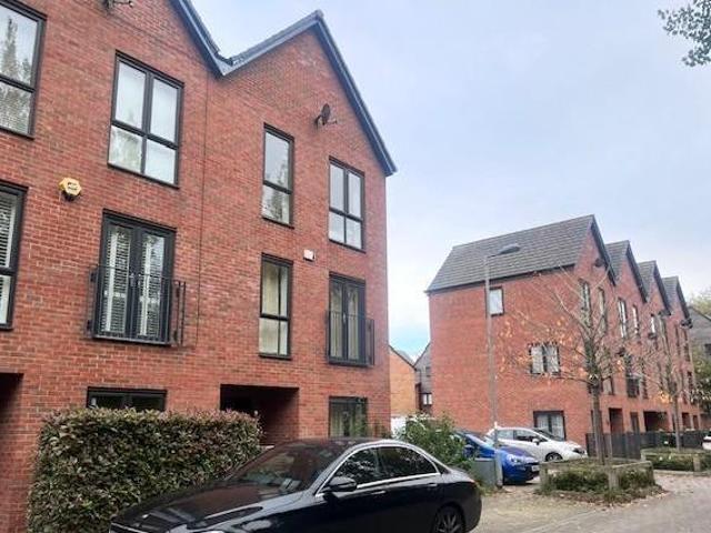 House for rent in Southcourt, Aylesbury