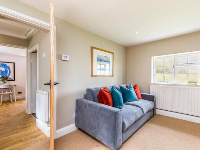 House for rent in Littlecote, West Sussex