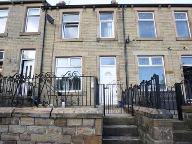 House for sale in Dewsbury, West Yorkshire
