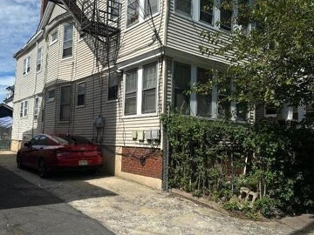 House for sale in Irvington, Essex County