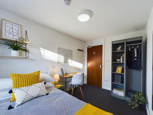 Room for rent in West End, Derby