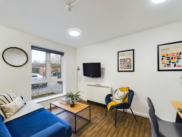 Room for rent in Little Chester, East Midlands