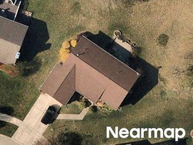 Condo for sale in Macomb