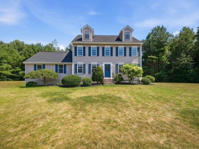 House for sale in Tyngsboro, Massachusetts