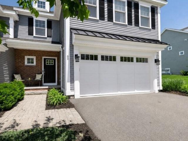 Condo for sale in Franklin, Massachusetts