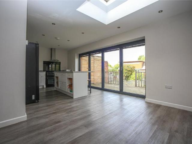 House for rent in Ewens Farm, Golden Valley