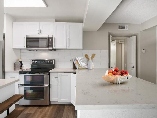 Apartment for rent in Azusa, California