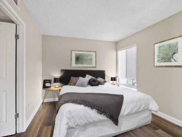 Apartment for rent in Azusa, California