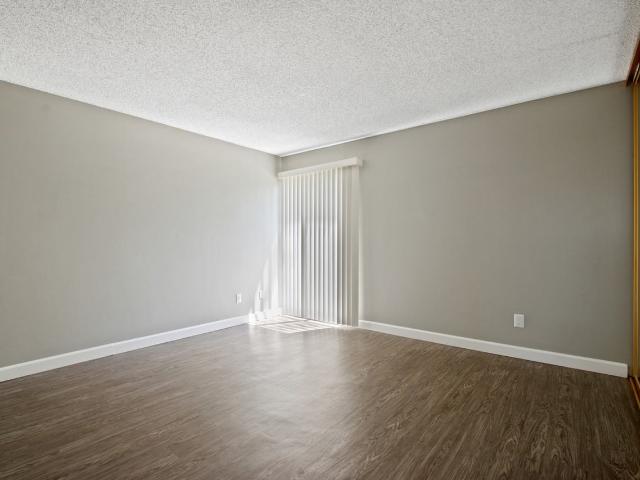 Apartment for rent in Azusa, California