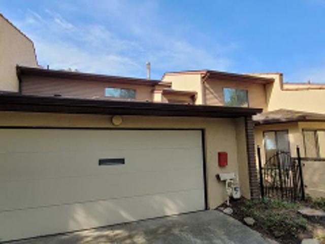 House for sale in Summit, Ohio