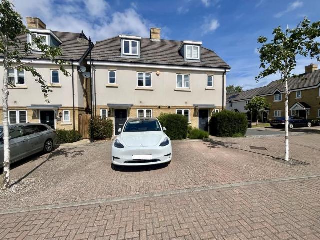 House for rent in Woking, Surrey