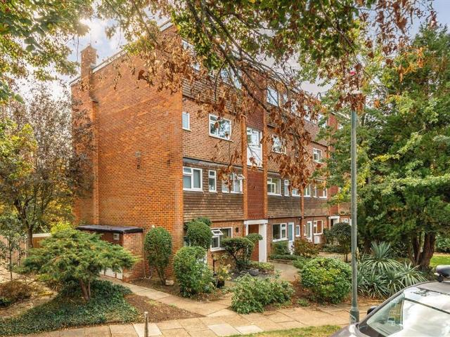 Apartment for rent in London Borough of Richmond upon Thames, Greater London
