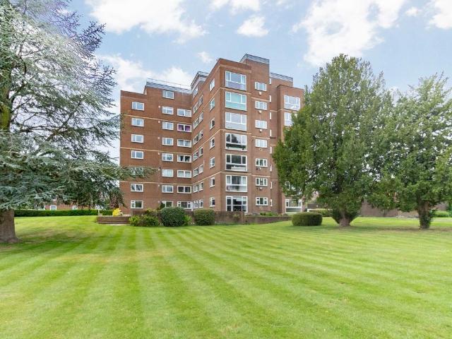 Apartment for rent in London Borough of Richmond upon Thames, Greater London
