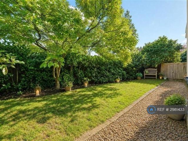 Apartment for rent in Hampton Wick, Greater London