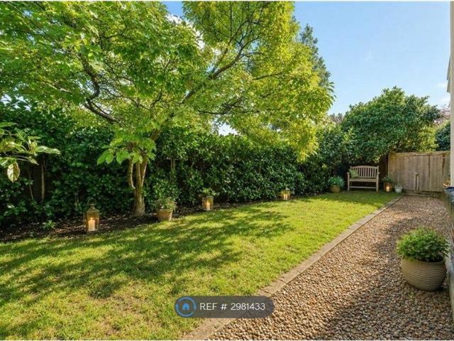 Apartment for rent in Hampton Wick, Greater London