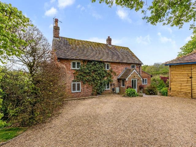 House for rent in Coldharbour, Pachesham Park