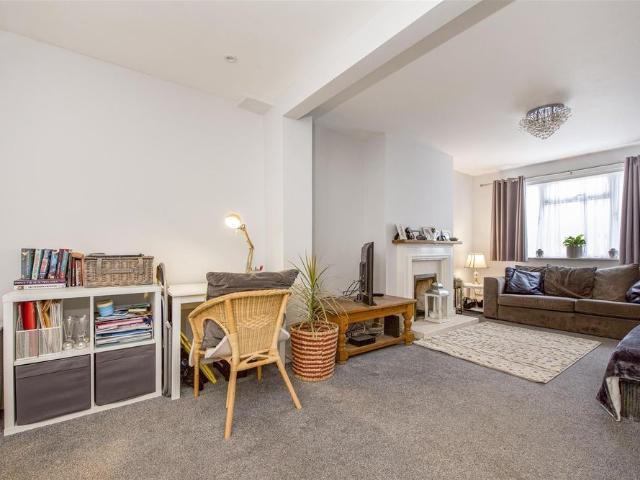 House for rent in Hampton, Greater London