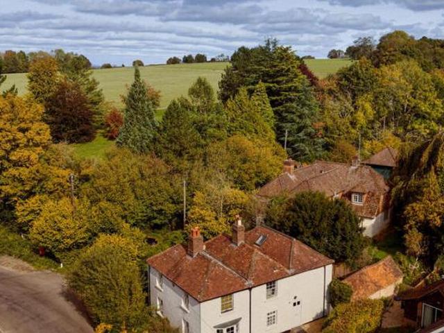 House for sale in Marehill, Horsham