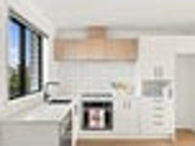 Townhouse for rent in Broomfield, Christchurch