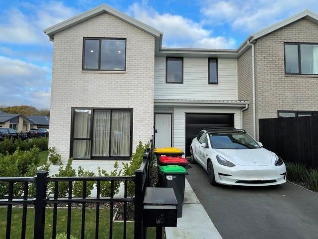 House for rent in Chaslands, Canterbury