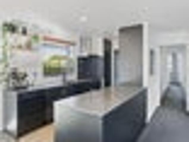 House for rent in Chaslands, Canterbury