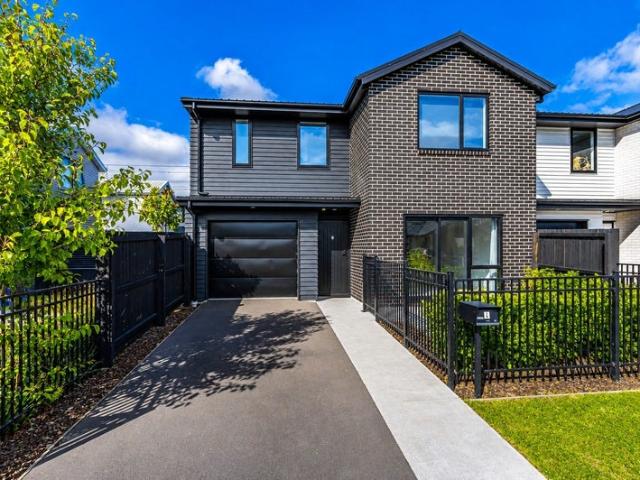 House for rent in Chaslands, Canterbury