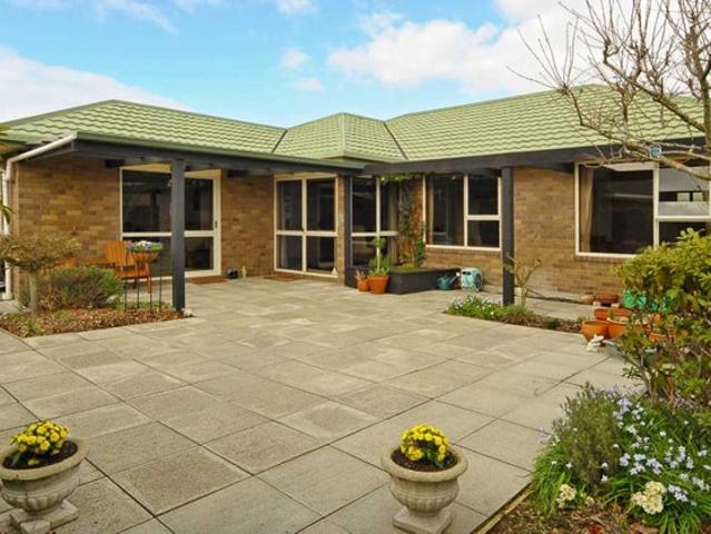 House for rent in Broomfield, Christchurch