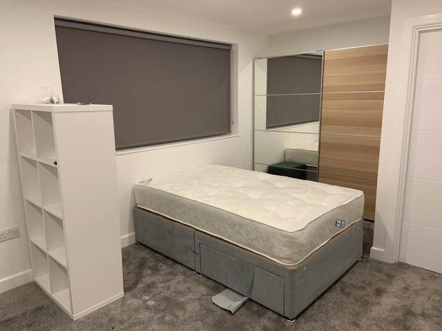 Studio for rent in Hatfield, Fretherne
