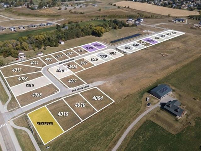 Land for sale in Cedar Falls, Iowa