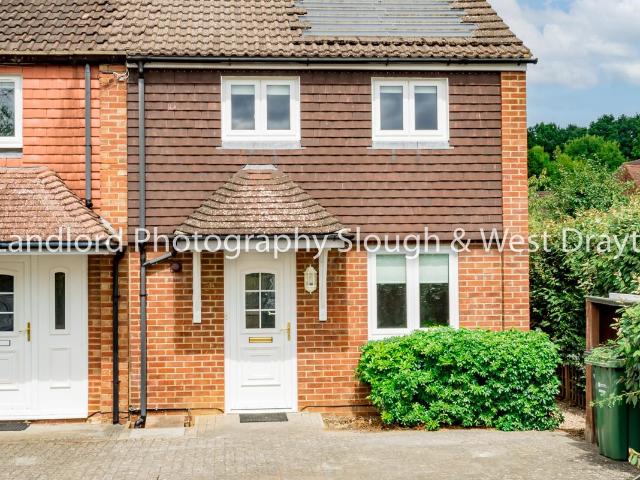 Room for rent in Westborough, Surrey