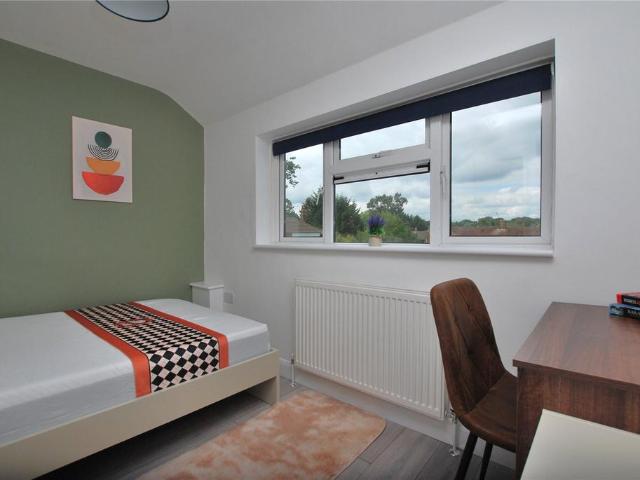 House for rent in Westborough, Surrey