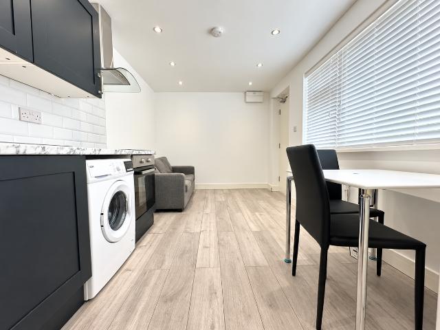 Studio for rent in Moulsham, Chelmsford