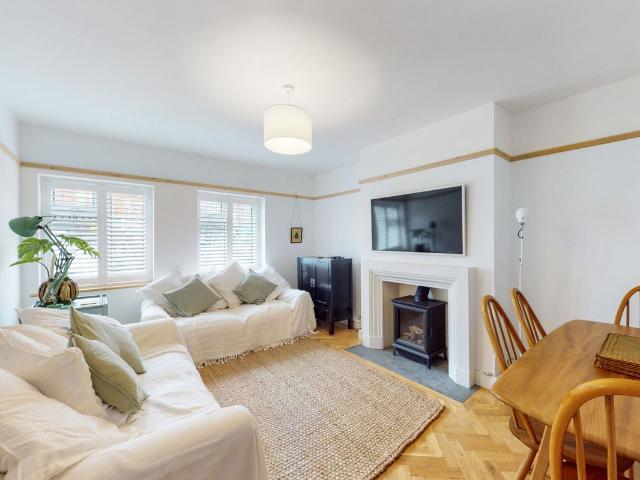 Apartment for rent in Kew, Greater London
