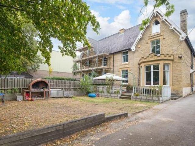 House for sale in Broomfield, South Yorkshire