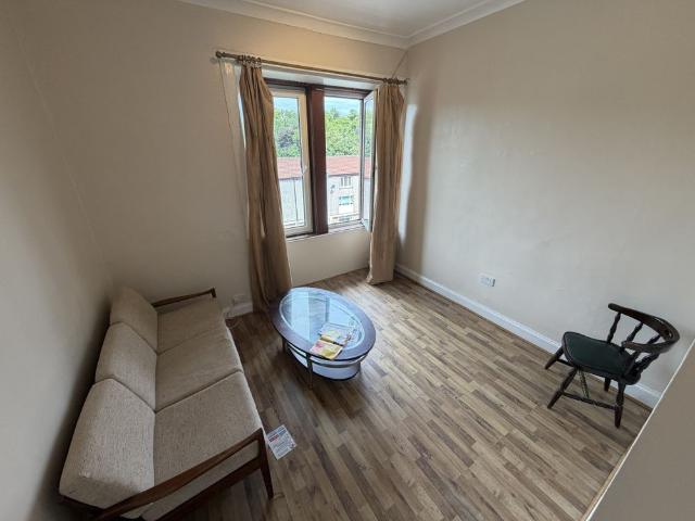 Apartment for rent in Glenburn, Scotland