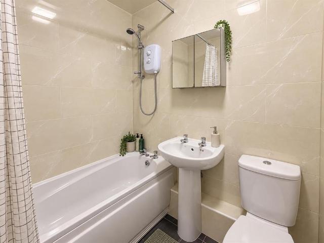 Apartment for rent in Saint George's, South Yorkshire