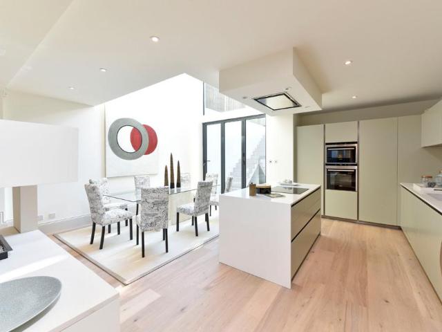 House for rent in Clapham Junction, Greater London