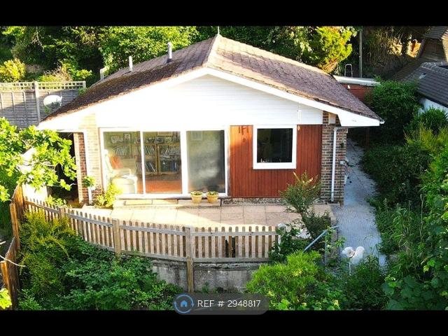 House for rent in Wrecclesham, Fole
