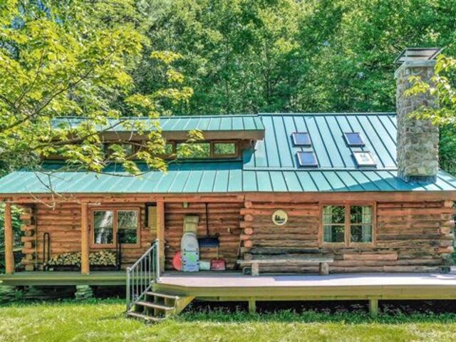 House for sale in Londonderry, Vermont