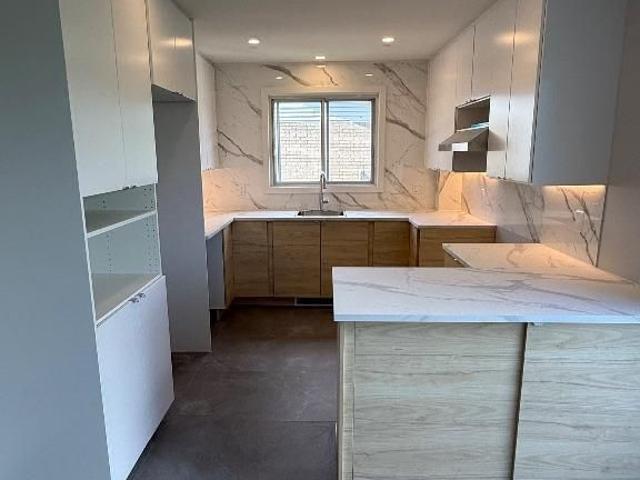 Apartment for rent in Brossard, Quebec