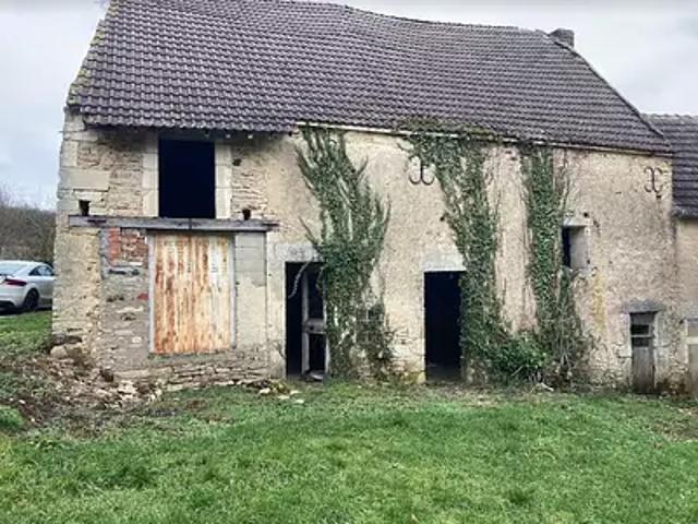 Maison vente à Avallon, Brosses