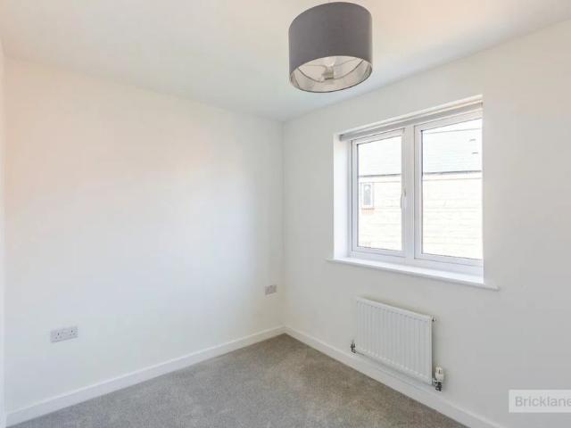 House for rent in Priors Hall Park, Weldon