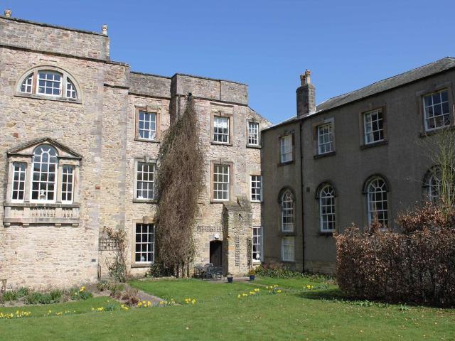Apartment for rent in Brough with St. Giles, Colburn